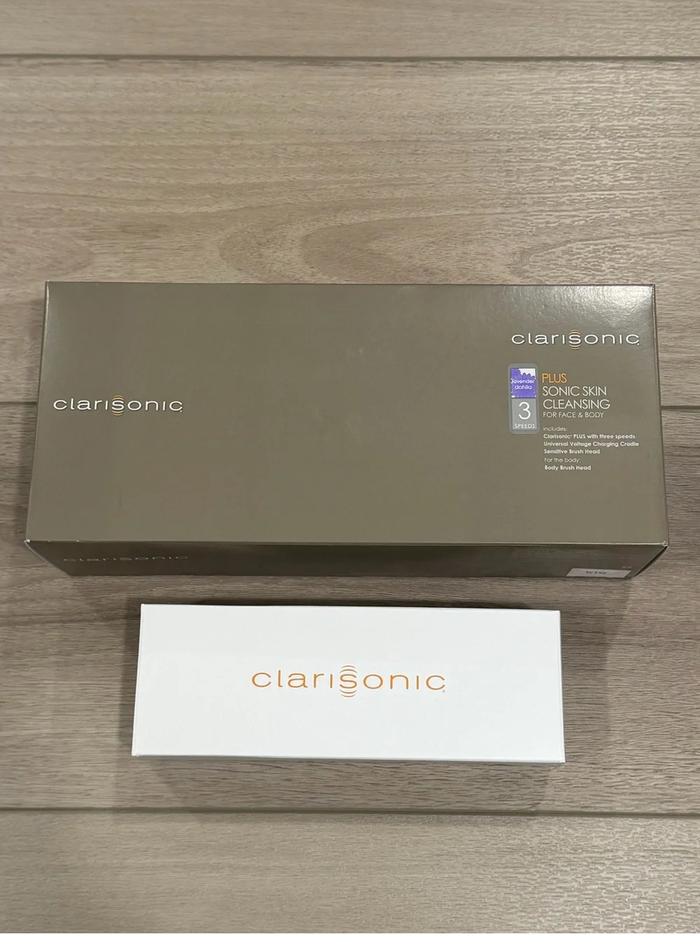 Clarisonic Plus Sonic Skin Cleansing For Face & Body Lavender Dahlia 3 Speeds